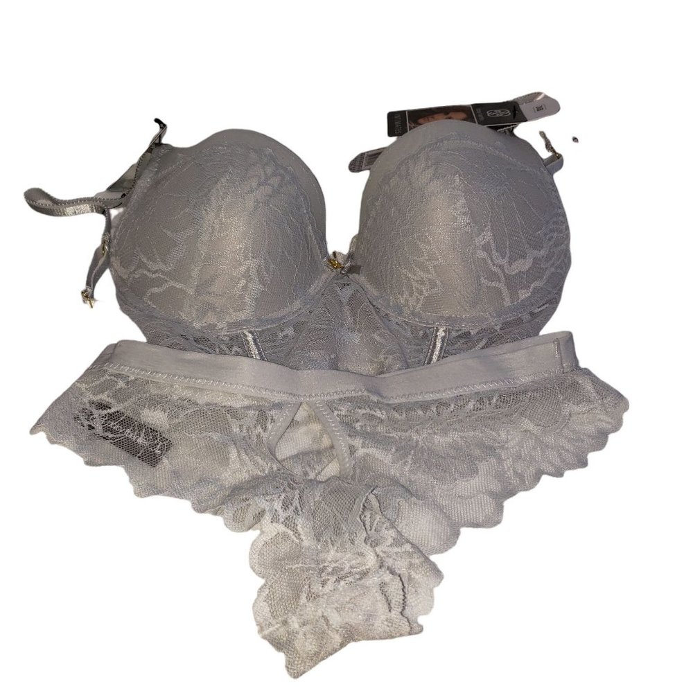 Daisy Fuentes Intimates 2 PC Set Lacey Bra & Thong 34B/Small Gray Coquette Girl